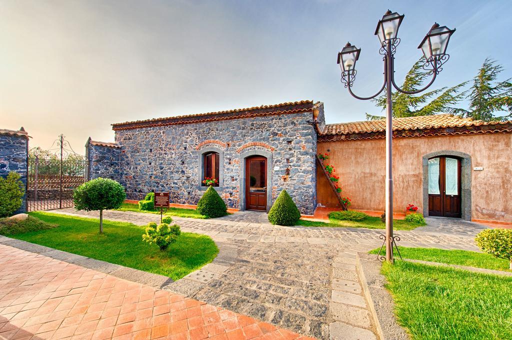 Etna Quota Mille Boutique Hotel, Typical Sicilian Food & Wine Randazzo Kültér fotó